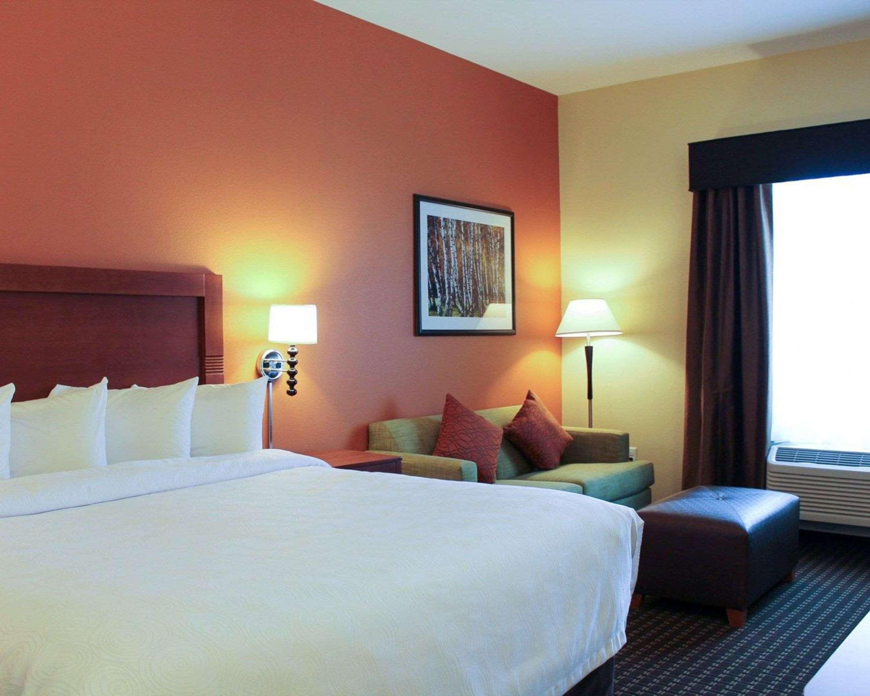 Mainstay Suites Тайога Екстер'єр фото