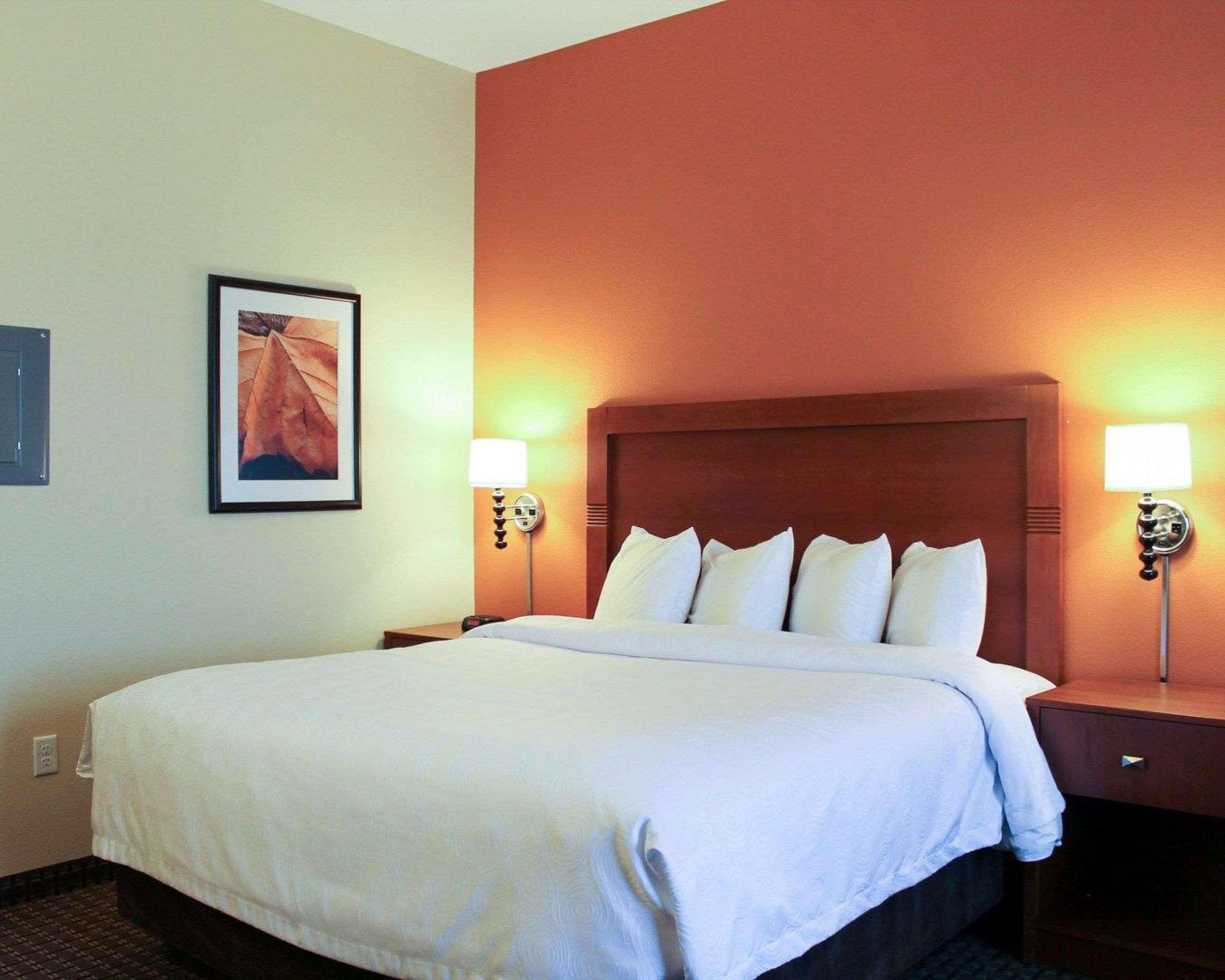 Mainstay Suites Тайога Екстер'єр фото