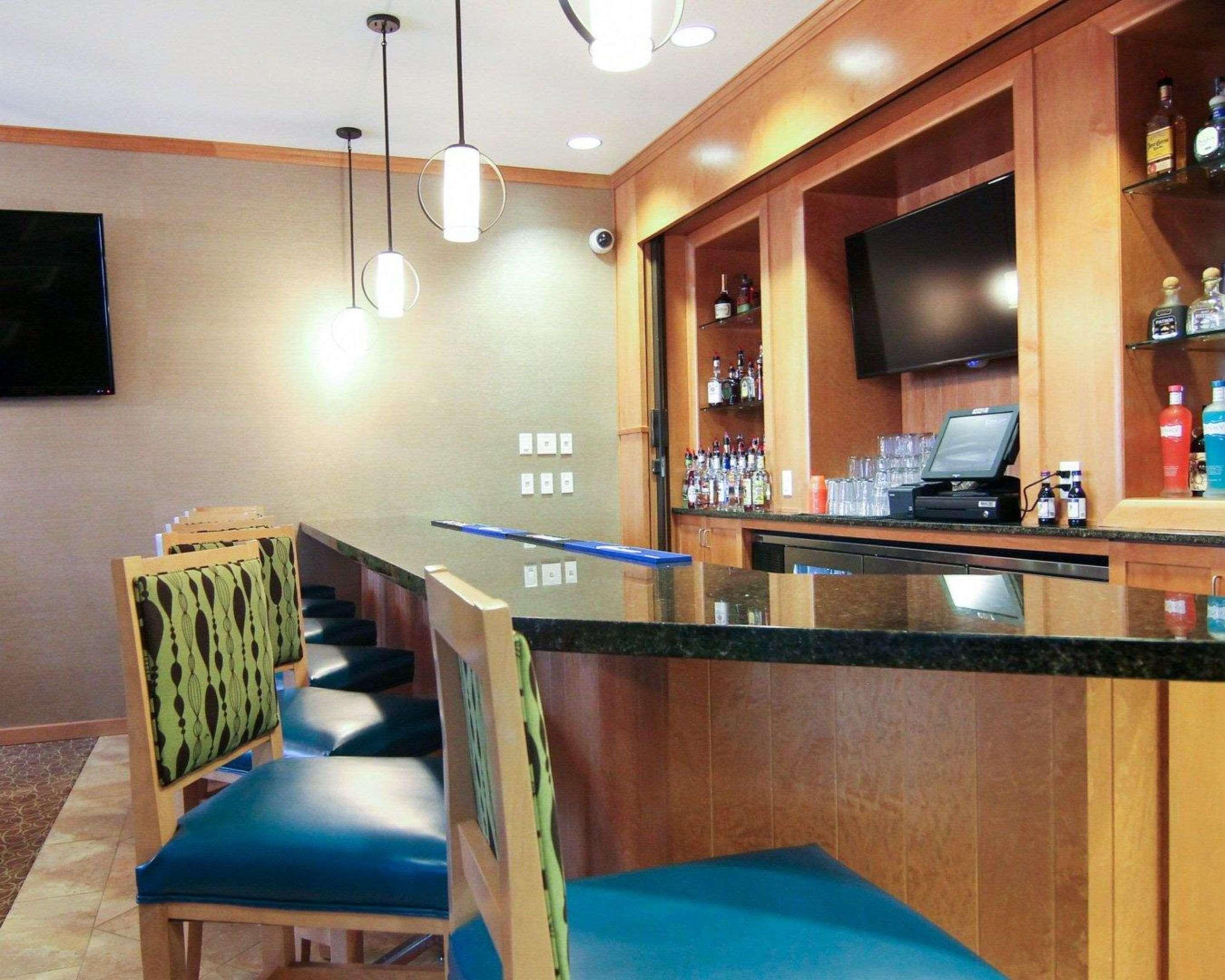 Mainstay Suites Тайога Екстер'єр фото
