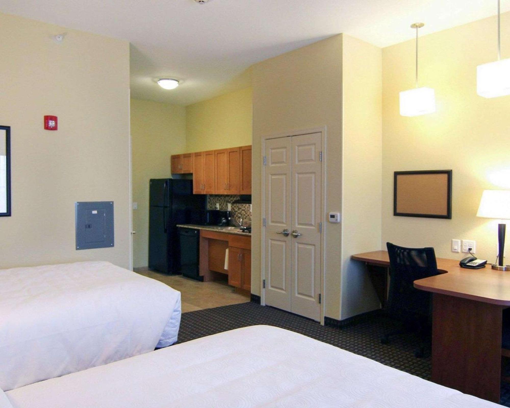 Mainstay Suites Тайога Екстер'єр фото